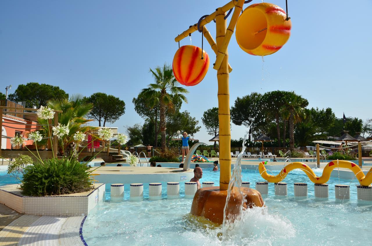 Domaine Sainte Veziane Hotel Bessan Buitenkant foto
